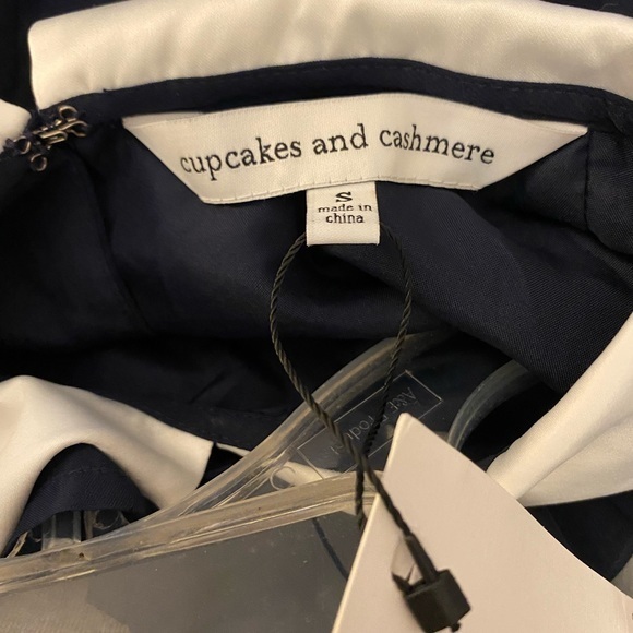 NWT NAVY SWING DRESS WITH PETER PAN COLLAR 💋💋 - Picture 8 of 9